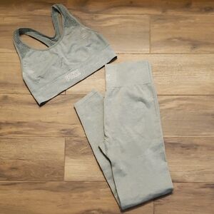 Green PINK Seamless Sports Bra and Leggings Matching Set